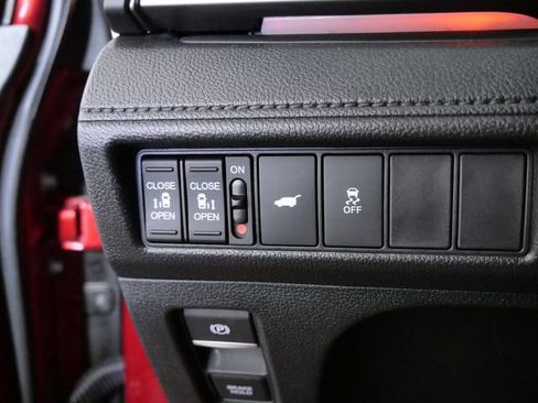 Used 2025 Honda Odyssey Sport-L image 28