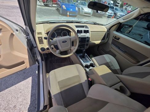 Used 2009 Ford Escape XLT FWD image 13