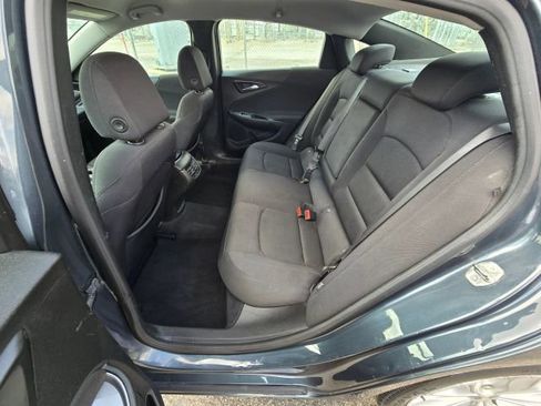 Used 2021 Chevrolet Malibu LT image 12