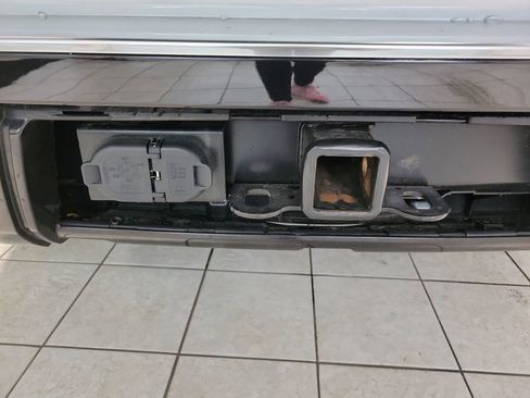 Used 2022 Jeep Grand Wagoneer Series II w/ Convenience Group III image 52