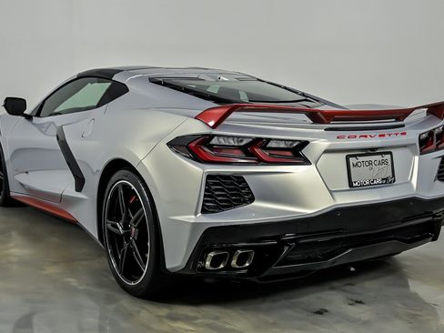 Used 2023 Chevrolet Corvette Stingray Premium Cpe w/ Z51 Performance Package RWD image 7