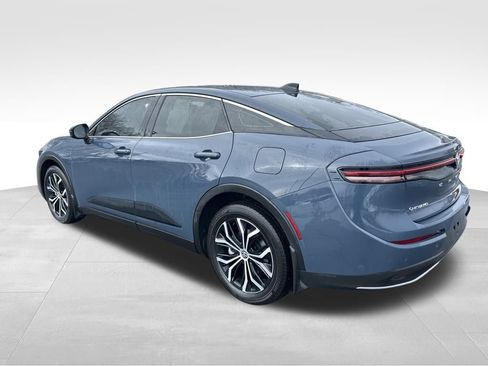 Certified 2025 Toyota Crown XLE image 3