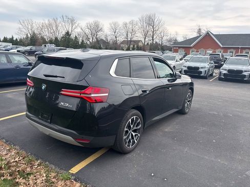 Used 2025 BMW X3 xDrive30i w/ Premium Package image 4