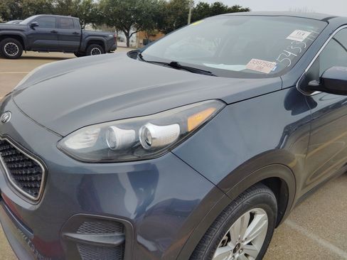 Used 2019 Kia Sportage LX image 10