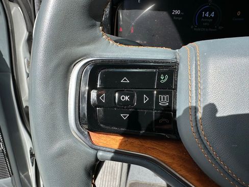 Used 2022 Jeep Grand Wagoneer Series III image 18