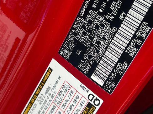 New 2025 Toyota 4Runner TRD Off-Road Premium image 34