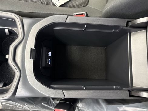 Used 2025 Toyota RAV4 LE image 23