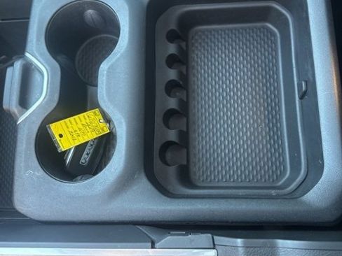 Used 2019 RAM 1500 Laramie image 29