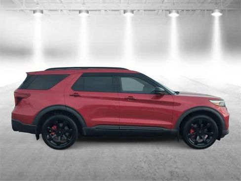 Used 2020 Ford Explorer ST w/ ST Street Pack image 9