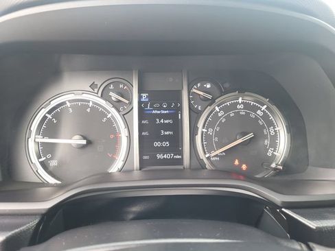 Used 2022 Toyota 4Runner Limited AWD/4WD image 15