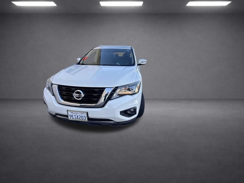 Used 2020 Nissan Pathfinder SL FWD image 21