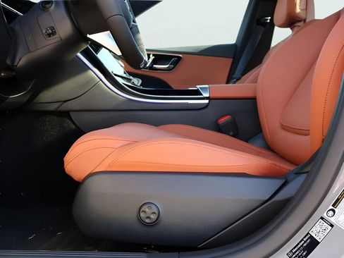 New 2026 Mercedes-Benz C 300 4MATIC Sedan image 39