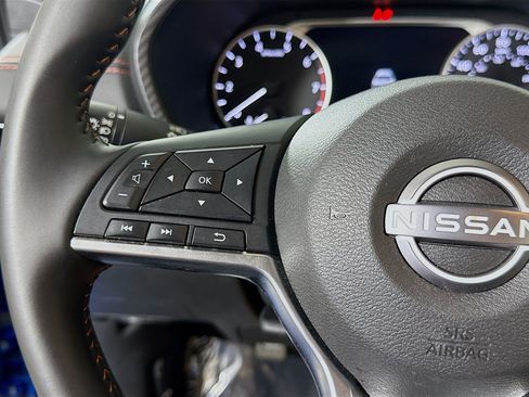 Used 2025 Nissan Sentra SR image 14