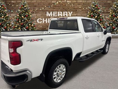 Used 2022 Chevrolet Silverado 2500 LT w/ Convenience Package image 6