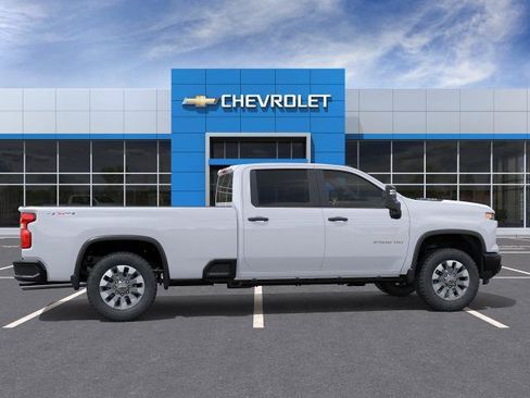 New 2026 Chevrolet Silverado 2500 Custom w/ Custom Value Package AWD/4WD image 5