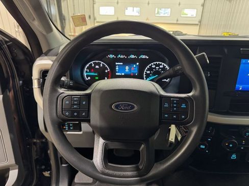 Used 2024 Ford F350 XLT image 20