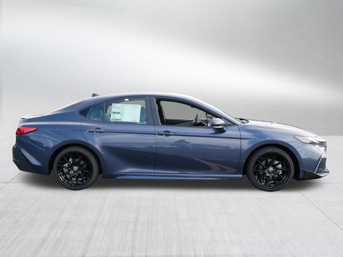 Certified 2026 Toyota Camry SE w/ Convenience Package FWD image 8