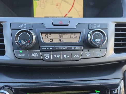 Used 2015 Honda Odyssey Touring image 23