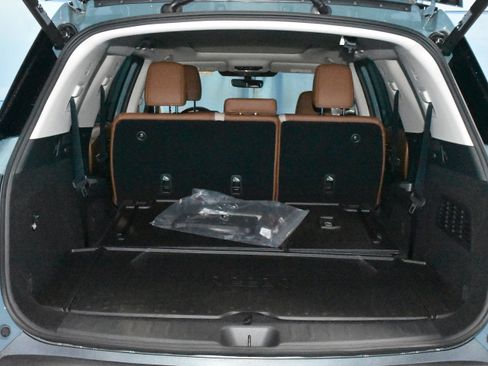New 2026 Nissan Pathfinder Platinum w/ Cargo Package image 28