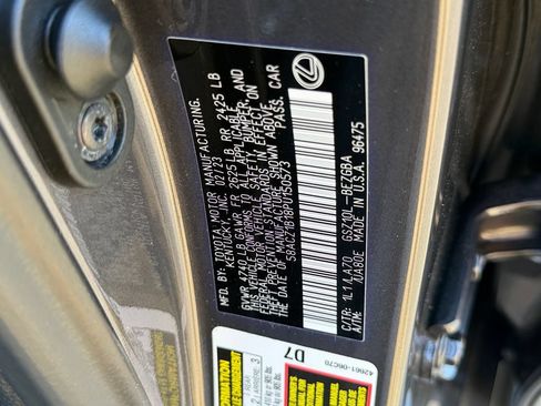 Used 2023 Lexus ES 350 w/ Accessory Package (Z2) FWD image 29
