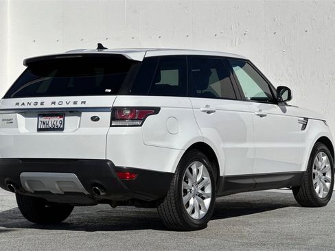 Used 2015 Land Rover Range Rover Sport HSE image 4
