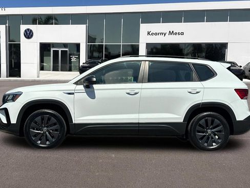 Used 2023 Volkswagen Taos S w/ Driver Assistance Package FWD image 7