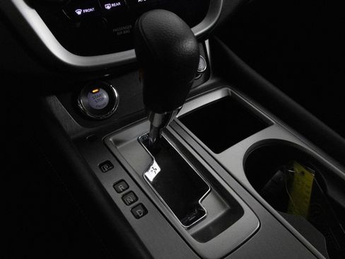 Used 2019 Nissan Murano S image 23