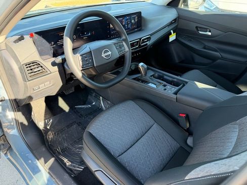 New 2026 Nissan Sentra SV FWD image 12
