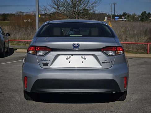 Used 2024 Toyota Corolla LE image 5