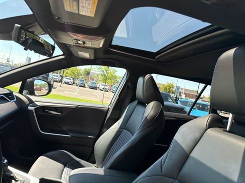 Used 2020 Toyota RAV4 XSE w/ XSE Grade Weather Package AWD/4WD image 16