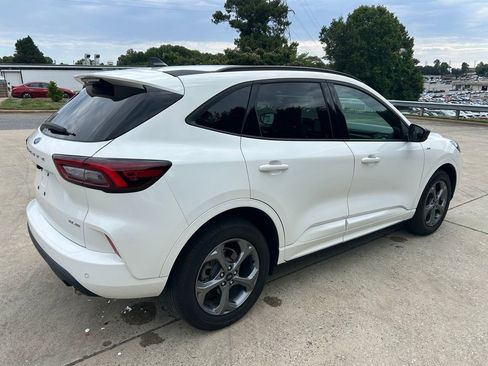Used 2023 Ford Escape ST-Line w/ Tech Pack #1 AWD/4WD image 6