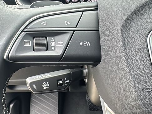 Used 2024 Audi Q8 Premium Plus AWD/4WD image 23