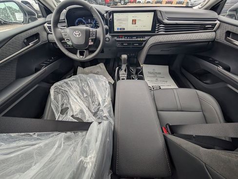 New 2026 Toyota Camry XLE FWD image 25