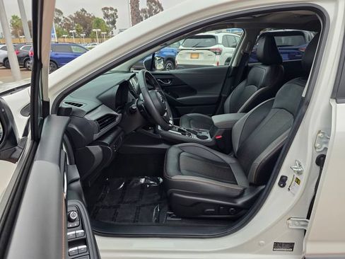Certified 2025 Subaru Crosstrek 2.5i Limited w/ Crosstrek Mirror Package AWD/4WD image 15