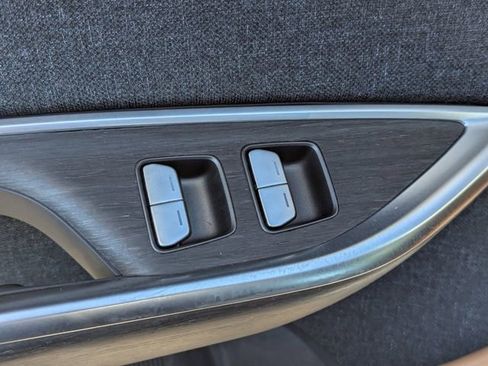 Used 2024 Lucid Air Touring image 24