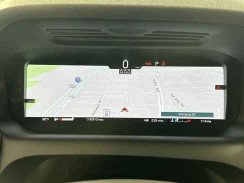 Used 2024 Land Rover Discovery Sport S image 26