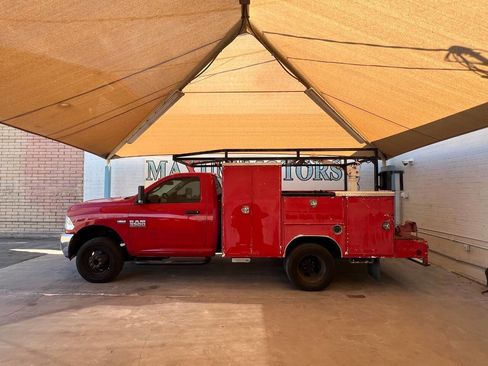 Used 2016 RAM 3500 Tradesman w/ Power & Remote Entry Group image 3