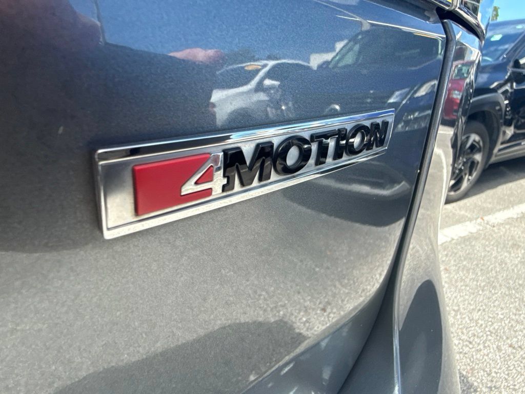 Used 2021 Volkswagen Atlas SEL AWD/4WD image 32
