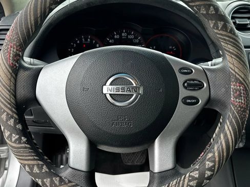 Used 2009 Nissan Altima 2.5 S FWD image 16