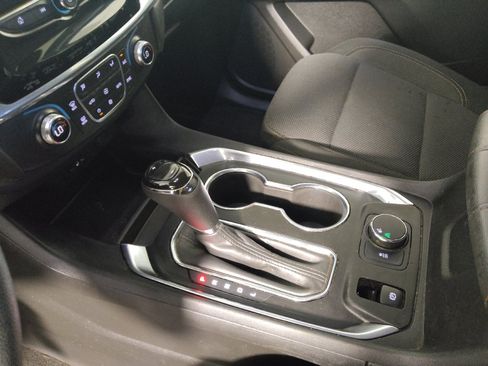 Used 2019 Chevrolet Traverse LS FWD image 26