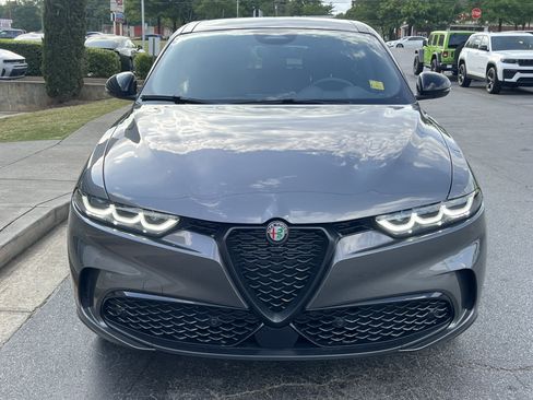 Used 2025 Alfa Romeo Tonale AWD/4WD image 4