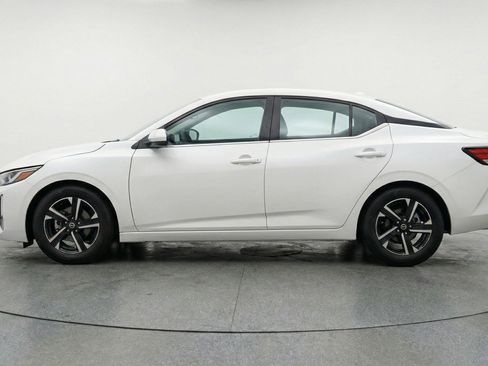 Used 2025 Nissan Sentra SV FWD image 5