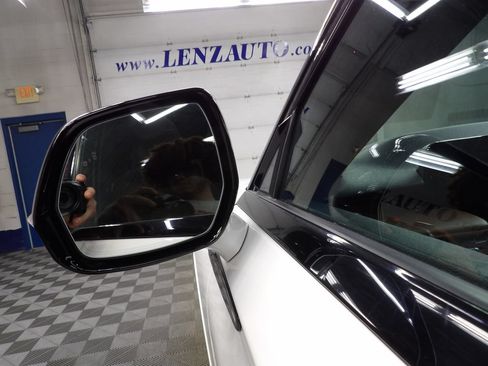 Used 2025 Lincoln Aviator Reserve w/ Luxury Package AWD/4WD image 57