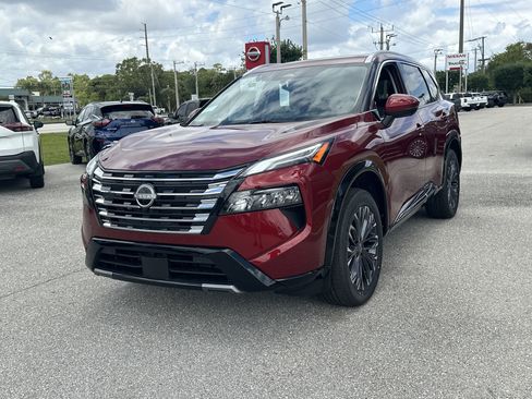 New 2026 Nissan Rogue Platinum AWD/4WD image 2