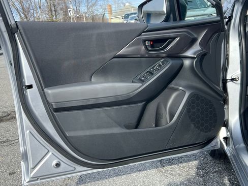 Certified 2025 Subaru Impreza 2.0i image 16