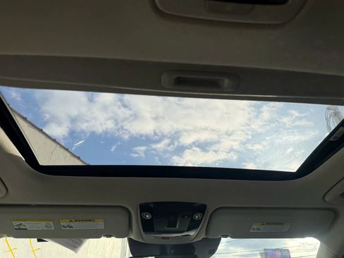 Used 2023 Kia Niro image 30