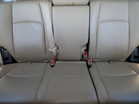 Used 2012 Toyota 4Runner Limited AWD/4WD image 13