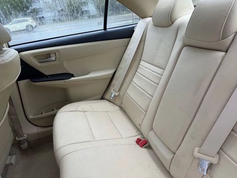 Used 2015 Toyota Camry XLE FWD image 26