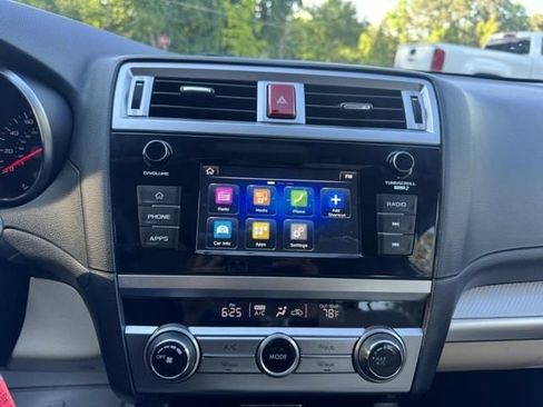 Used 2018 Subaru Outback 2.5i image 31