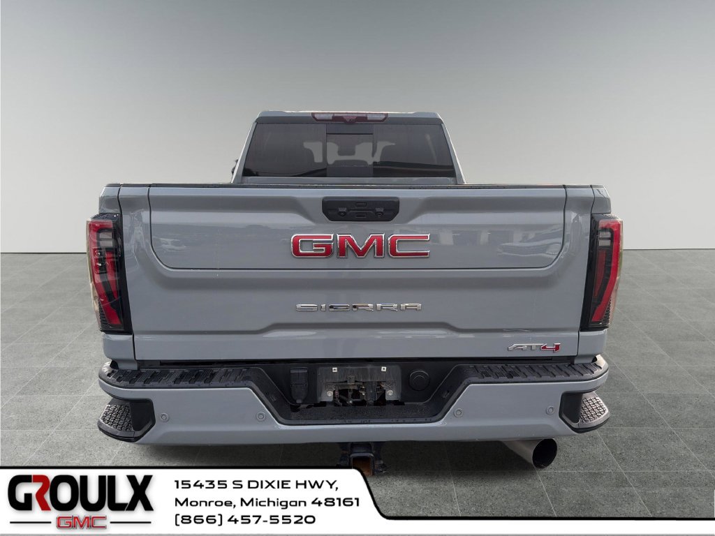 Used 2024 GMC Sierra 2500 AT4 w/ AT4 Premium Plus Package AWD/4WD image 5